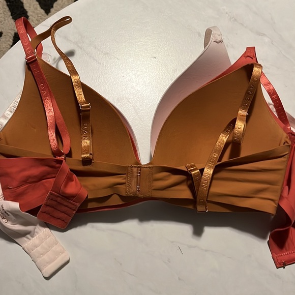 Danskin Intimates 34C set of 3 no underwire - Picture 3 of 4